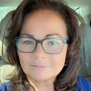 Meet your Posher, Veronica